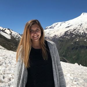 Meet your Posher, Megan